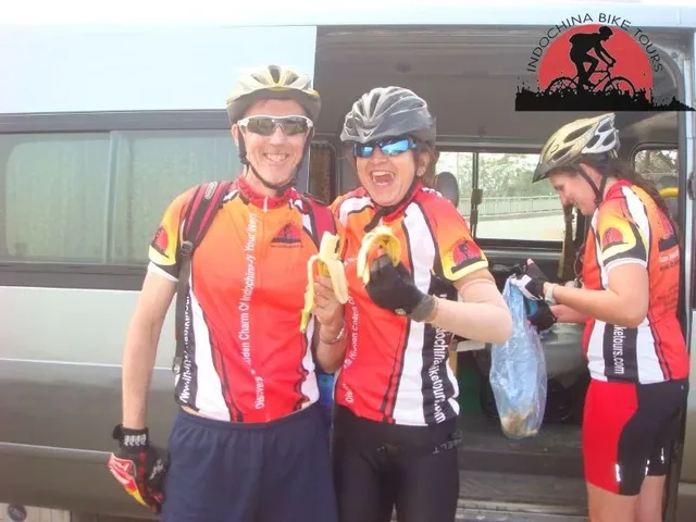 Hanoi Cycle To ThungNai-Mai Chau-Cuc Phuong Park - 4 Days 1