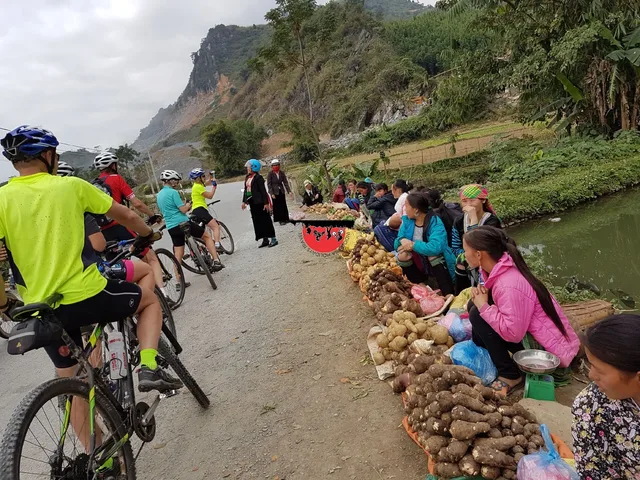 Hanoi Experience City Tour and Cooking Class - 6 Hours 1